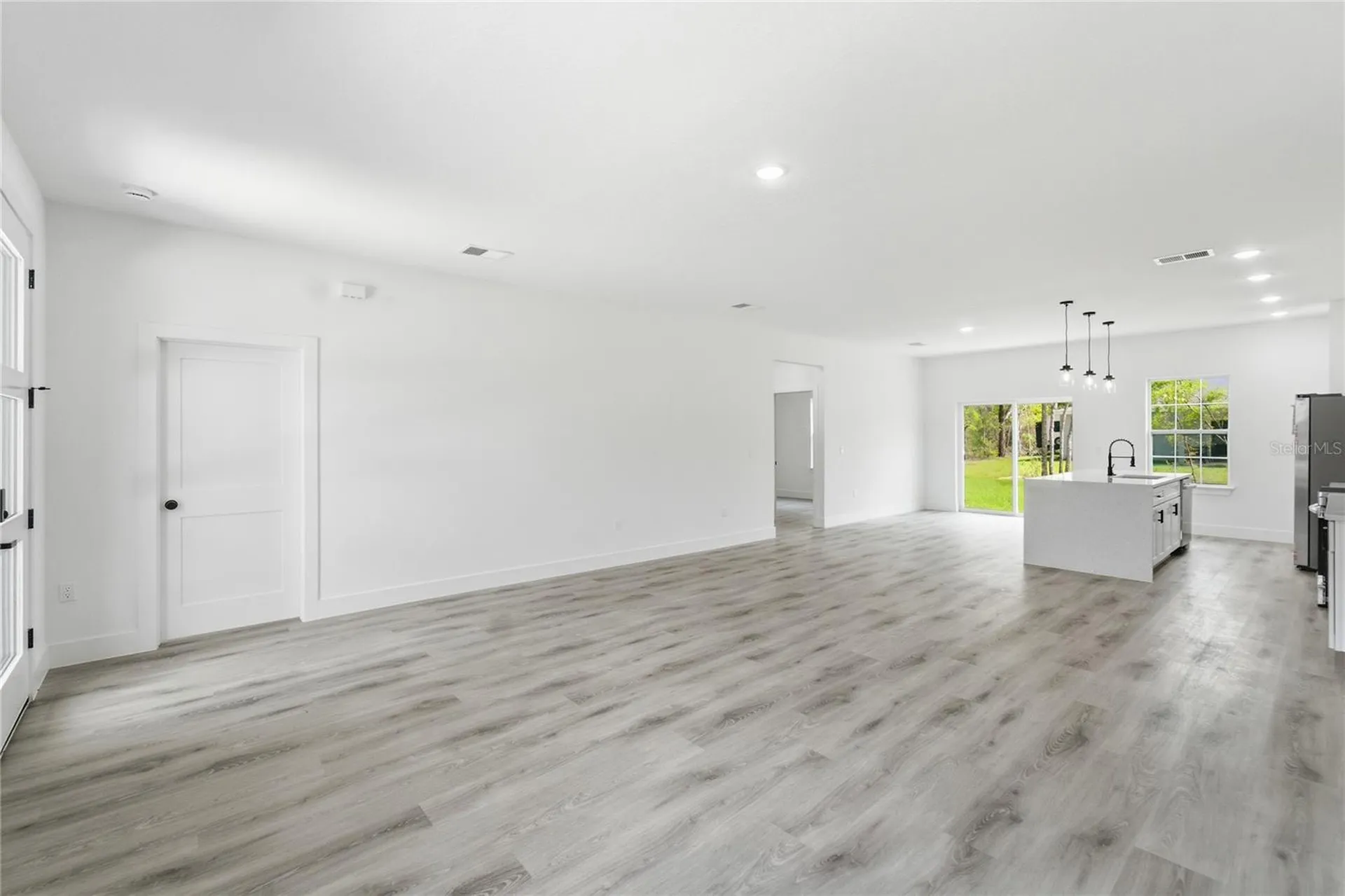 492 W Union Place Citrus Springs FL 34434