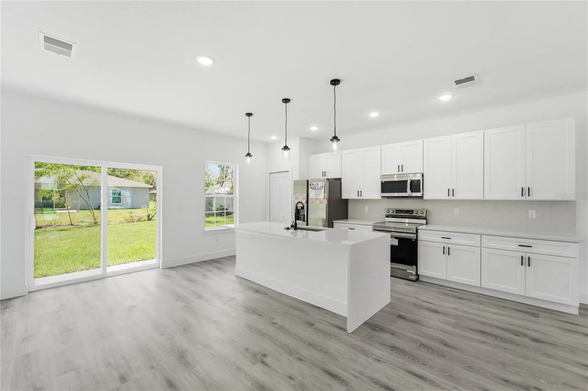 492 W Union Place Citrus Springs FL 34434