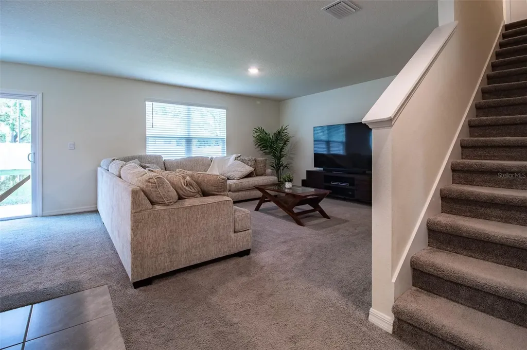 24382 NW 8th Place Newberry FL 32669