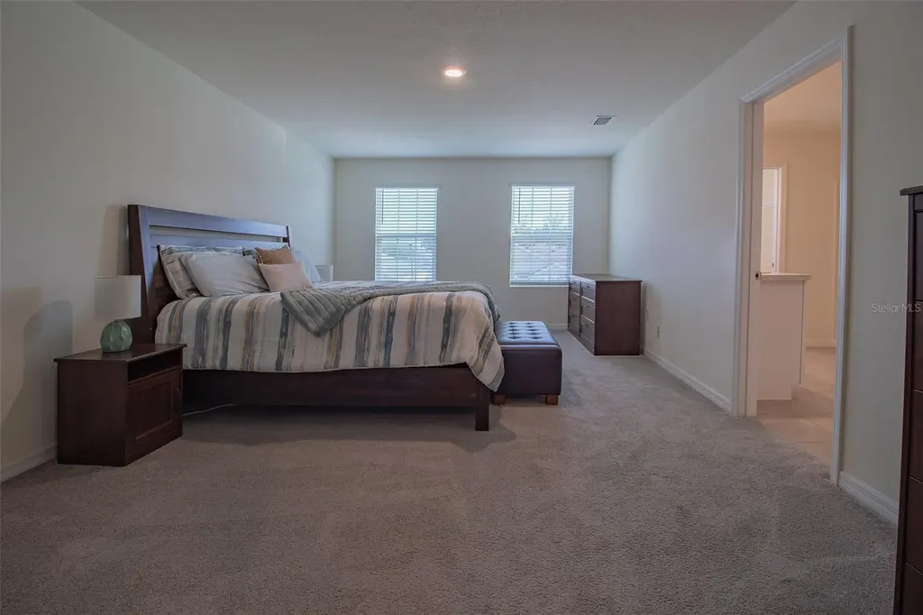 24382 NW 8th Place Newberry FL 32669