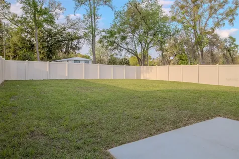 24382 NW 8th Place Newberry FL 32669