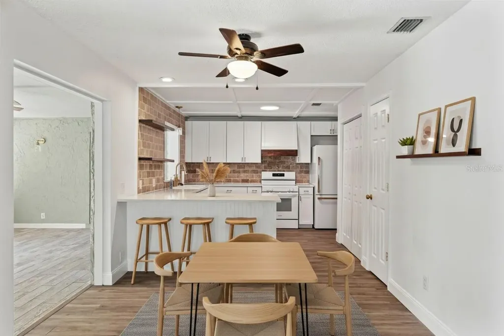 2524 Victarra Circle Lutz FL 33559