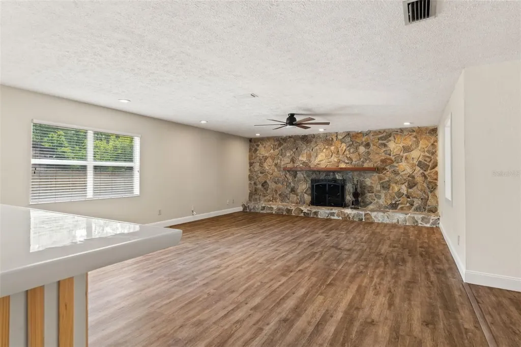 2524 Victarra Circle Lutz FL 33559