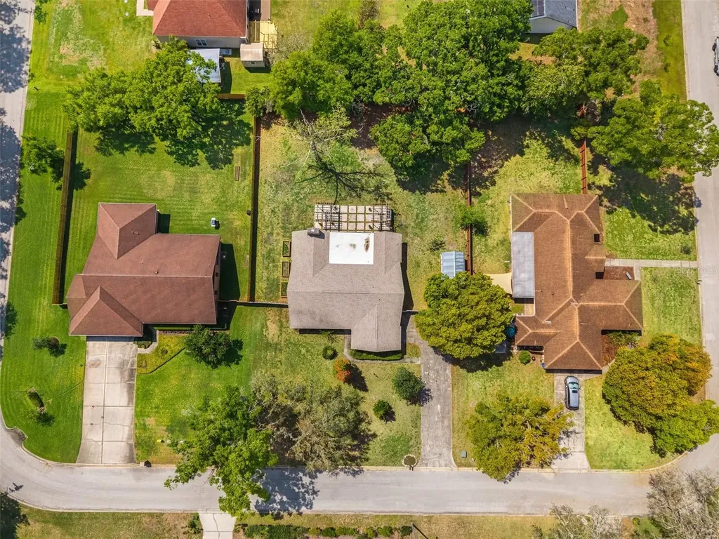 2524 Victarra Circle Lutz FL 33559