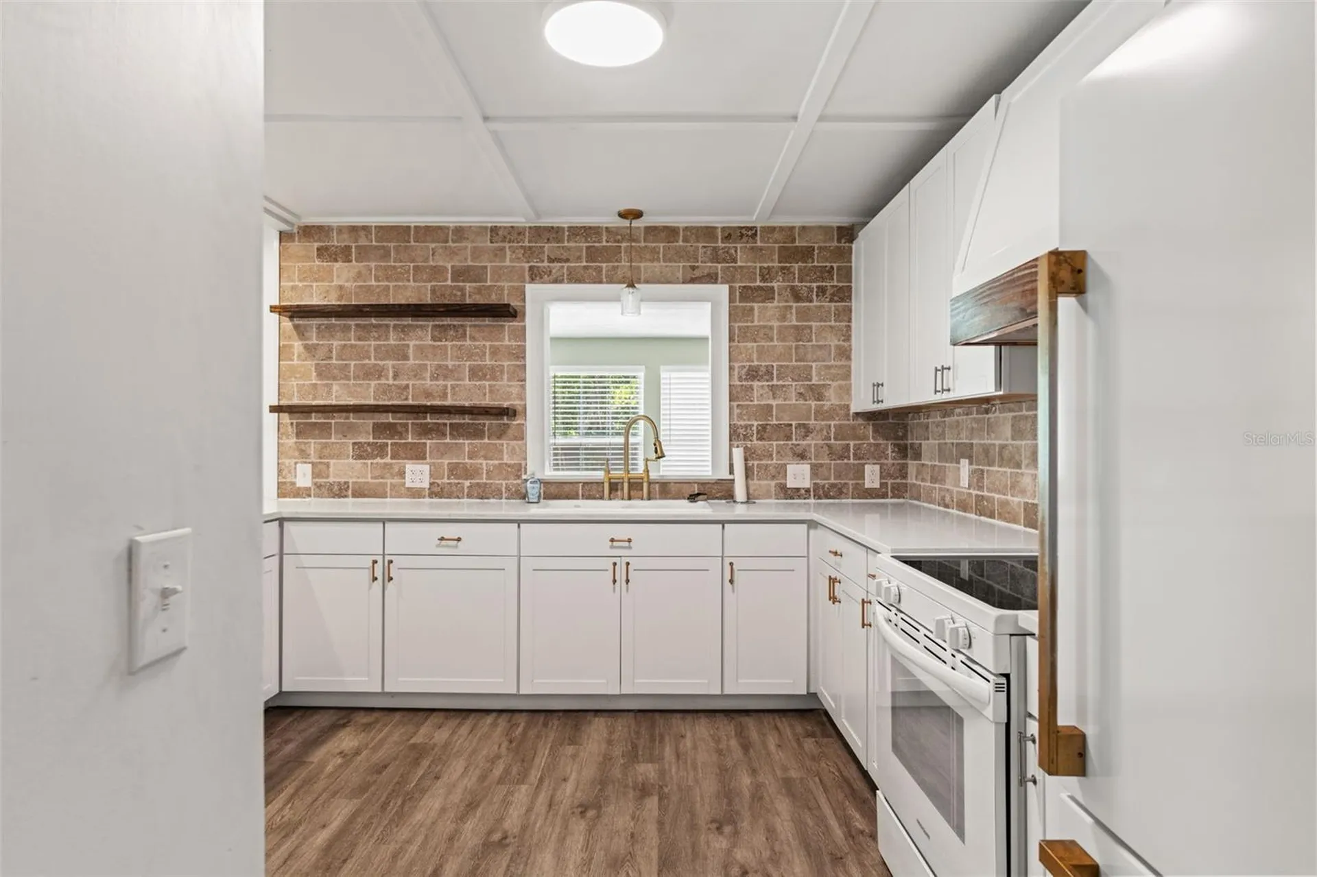 2524 Victarra Circle Lutz FL 33559