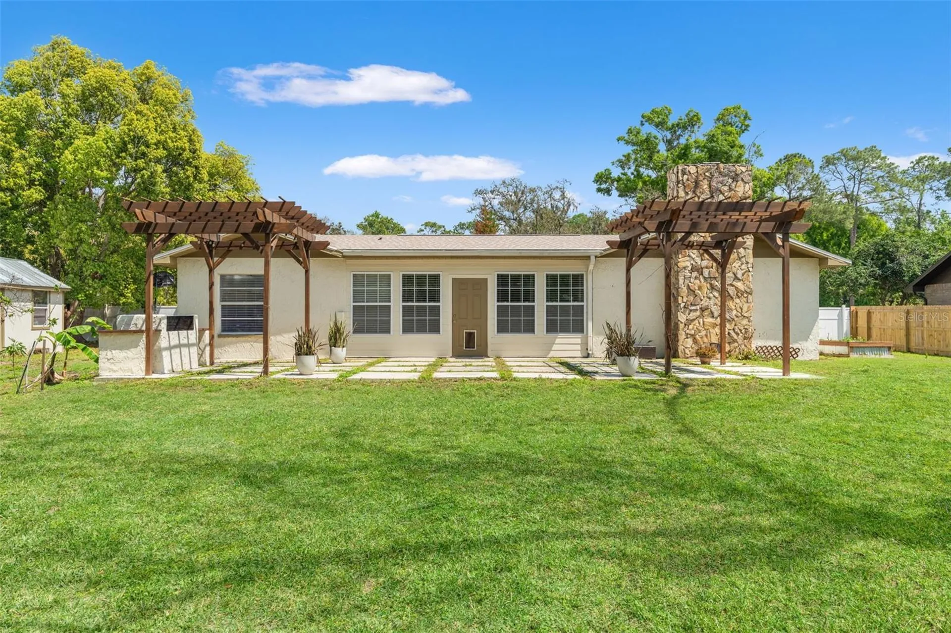 2524 Victarra Circle Lutz FL 33559
