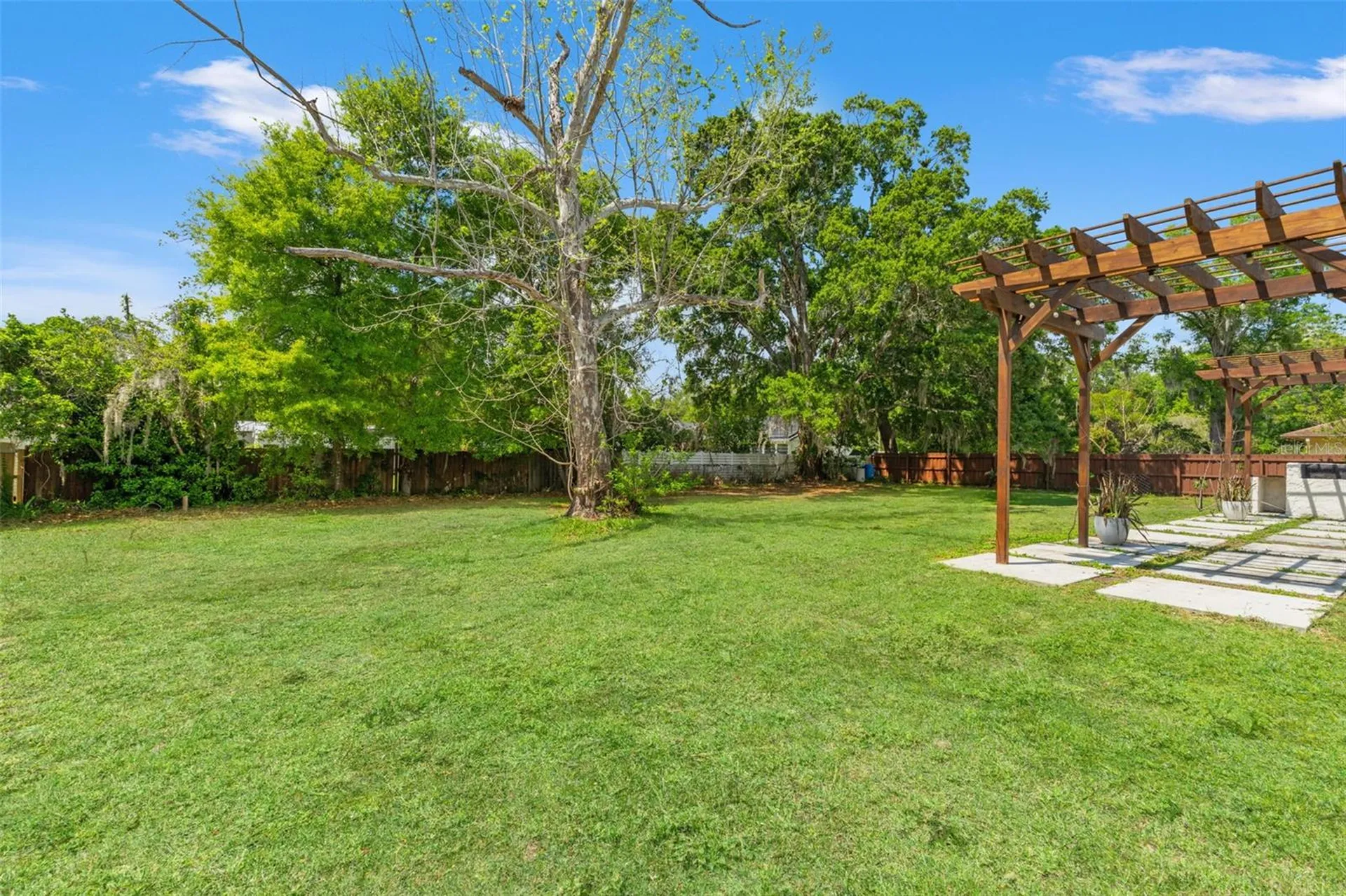 2524 Victarra Circle Lutz FL 33559