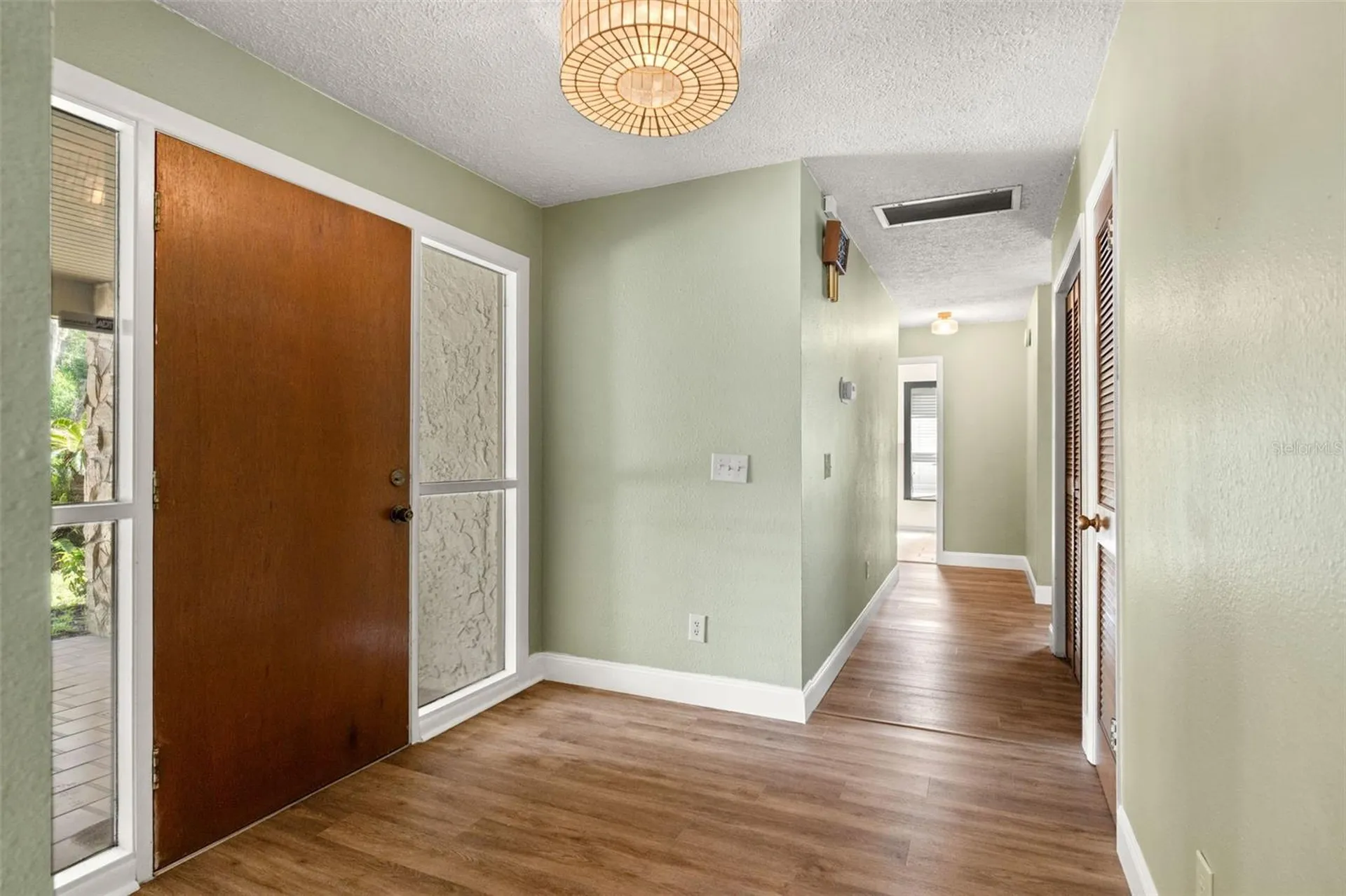 2524 Victarra Circle Lutz FL 33559