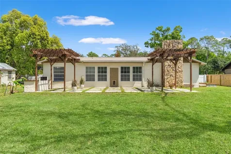 2524 Victarra Circle Lutz FL 33559