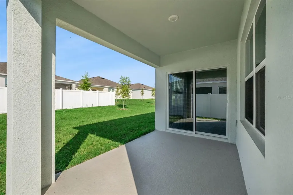 3515 Nettle Loop Tavares FL 32778