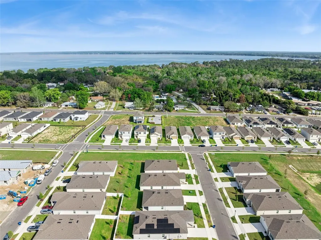 3515 Nettle Loop Tavares FL 32778