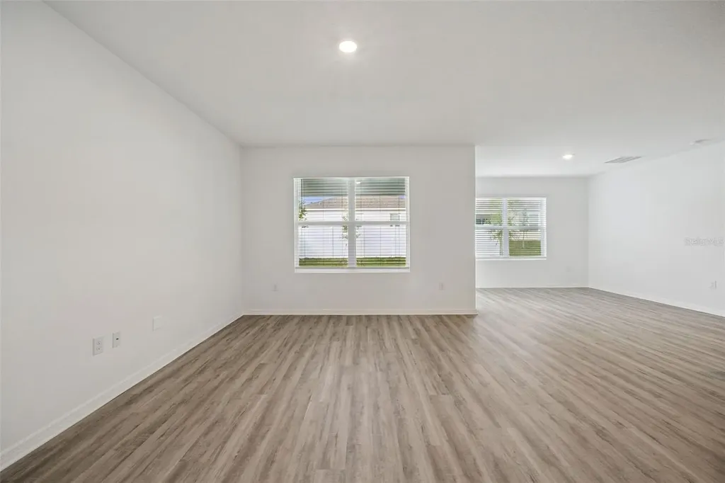 3515 Nettle Loop Tavares FL 32778