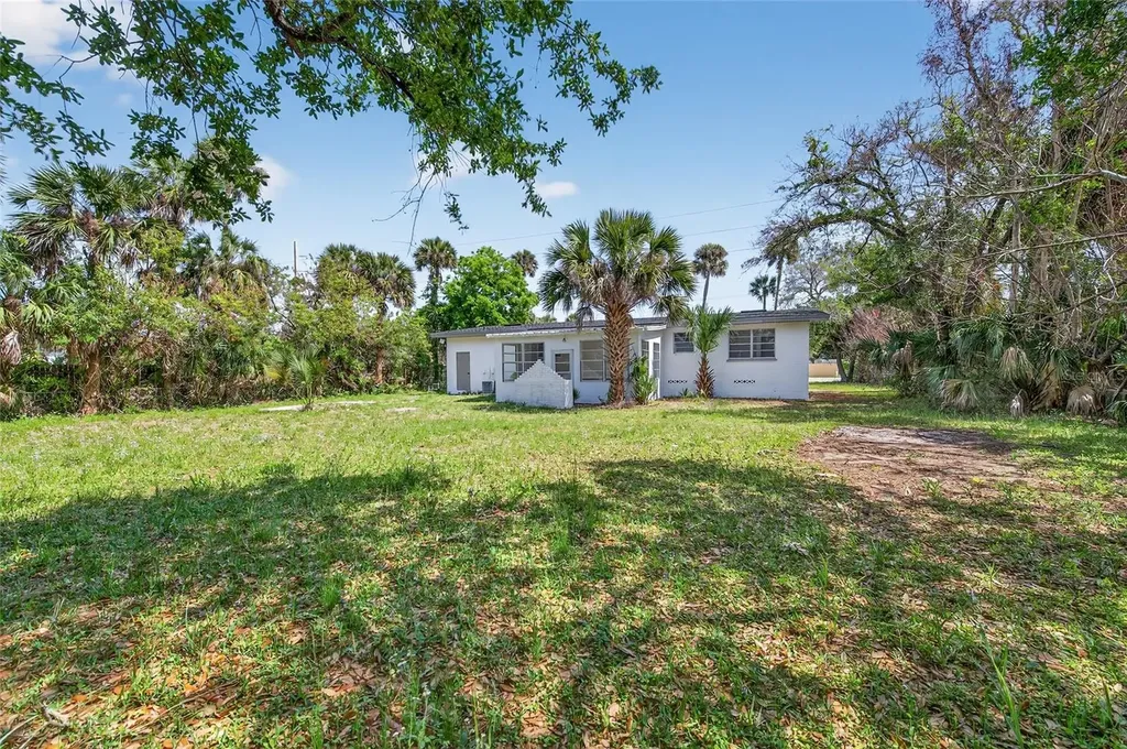 1822 S Palmetto Avenue South Daytona FL 32119