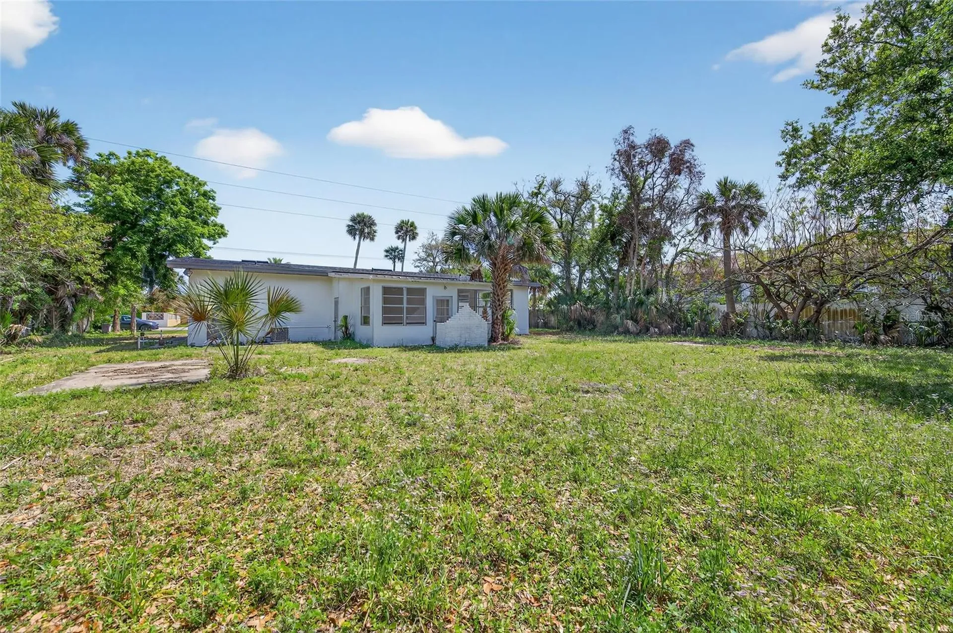 1822 S Palmetto Avenue South Daytona FL 32119