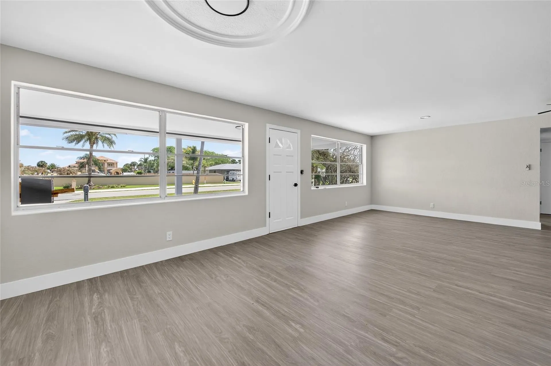 1822 S Palmetto Avenue South Daytona FL 32119