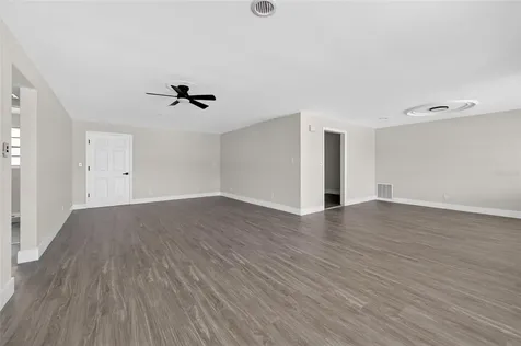 1822 S Palmetto Avenue South Daytona FL 32119
