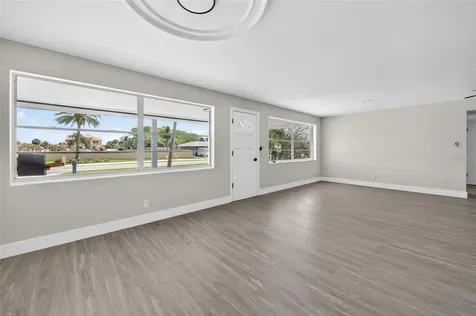 1822 S Palmetto Avenue South Daytona FL 32119