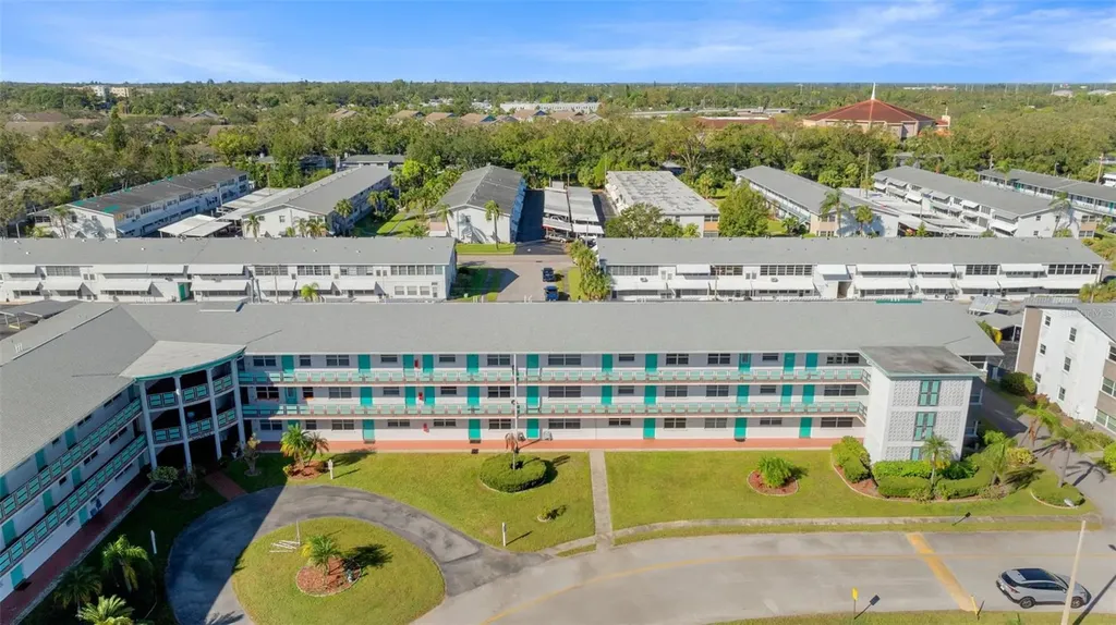 1950 59th Avenue N St Petersburg FL 33714