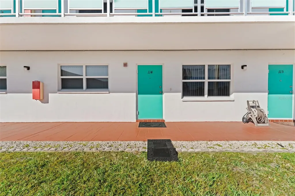 1950 59th Avenue N St Petersburg FL 33714