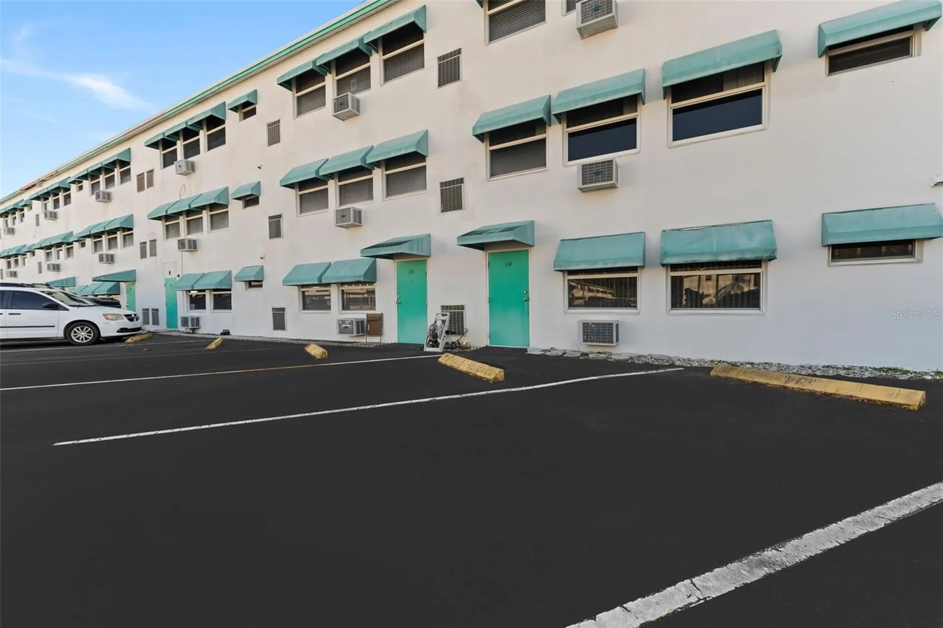 1950 59th Avenue N St Petersburg FL 33714