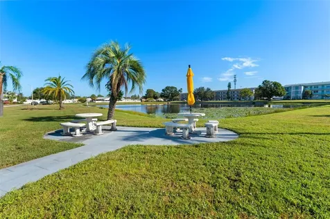 1950 59th Avenue N St Petersburg FL 33714