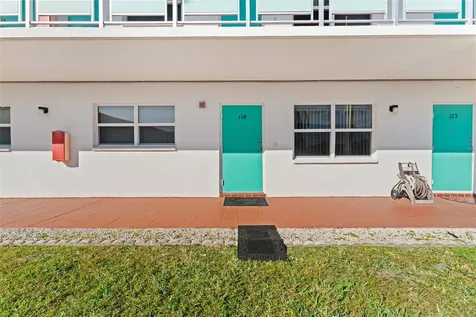 1950 59th Avenue N St Petersburg FL 33714