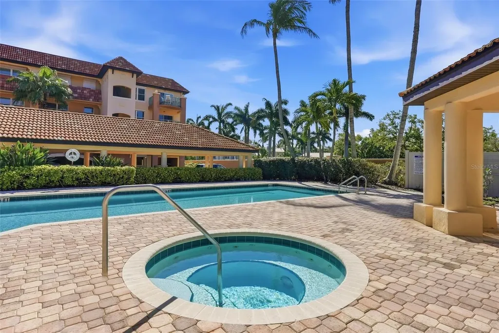 1695 Pinellas Bayway S Tierra Verde FL 33715