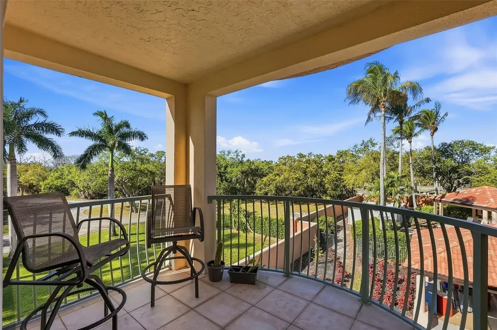 1695 Pinellas Bayway S Tierra Verde FL 33715