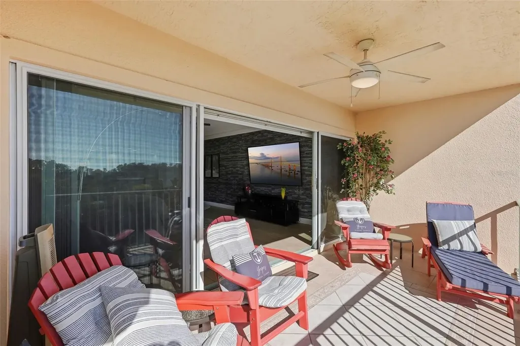 1695 Pinellas Bayway S Tierra Verde FL 33715