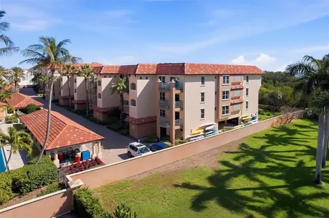 1695 Pinellas Bayway S Tierra Verde FL 33715