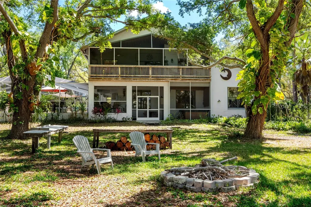 9775 78th Avenue Seminole FL 33777
