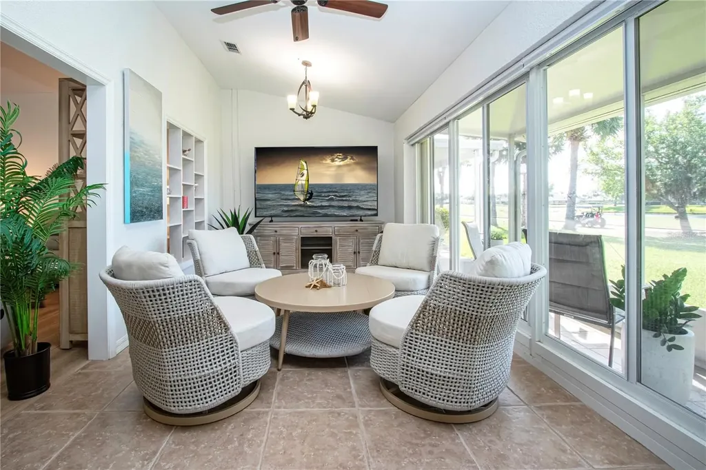 2313 Brookfield Greens Circle Sun City Center FL 33573