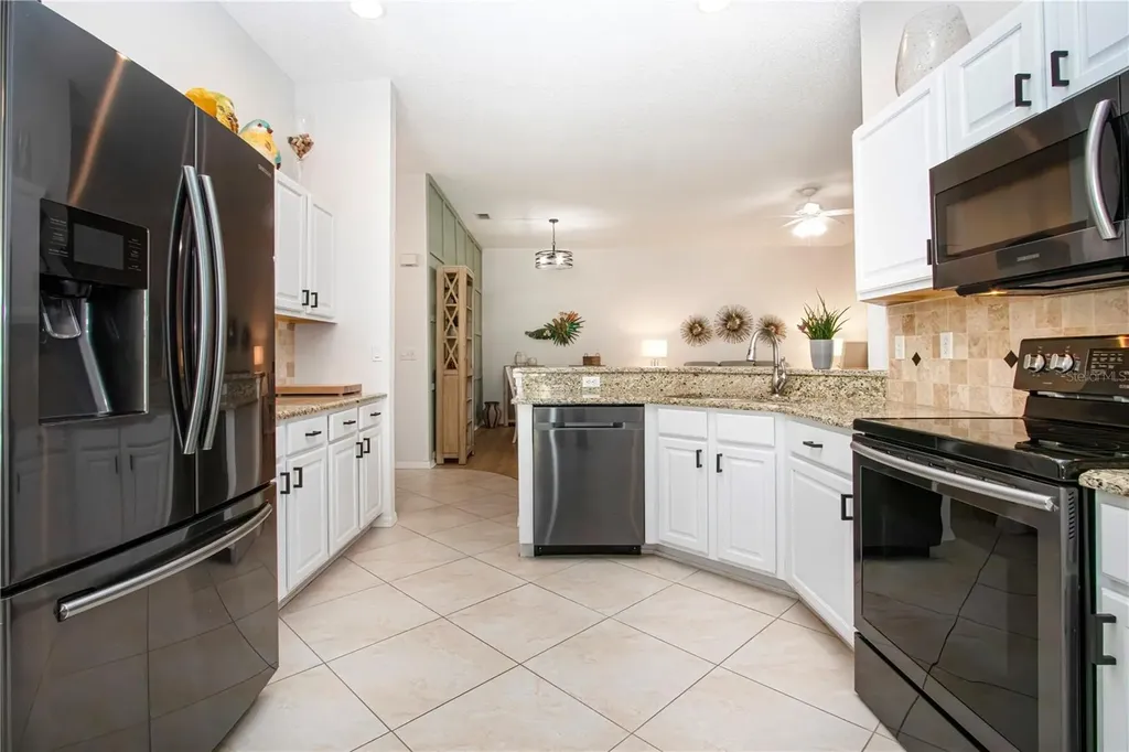 2313 Brookfield Greens Circle Sun City Center FL 33573