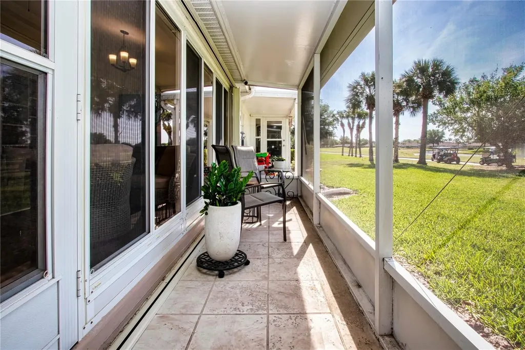 2313 Brookfield Greens Circle Sun City Center FL 33573