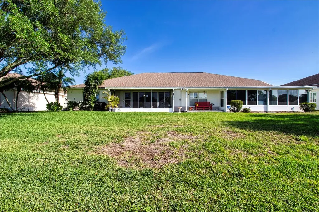 2313 Brookfield Greens Circle Sun City Center FL 33573