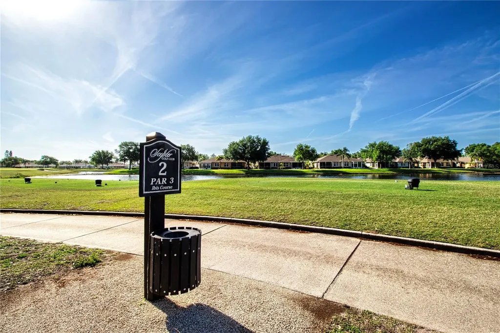 2313 Brookfield Greens Circle Sun City Center FL 33573