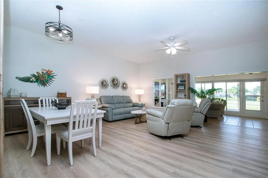 2313 Brookfield Greens Circle Sun City Center FL 33573