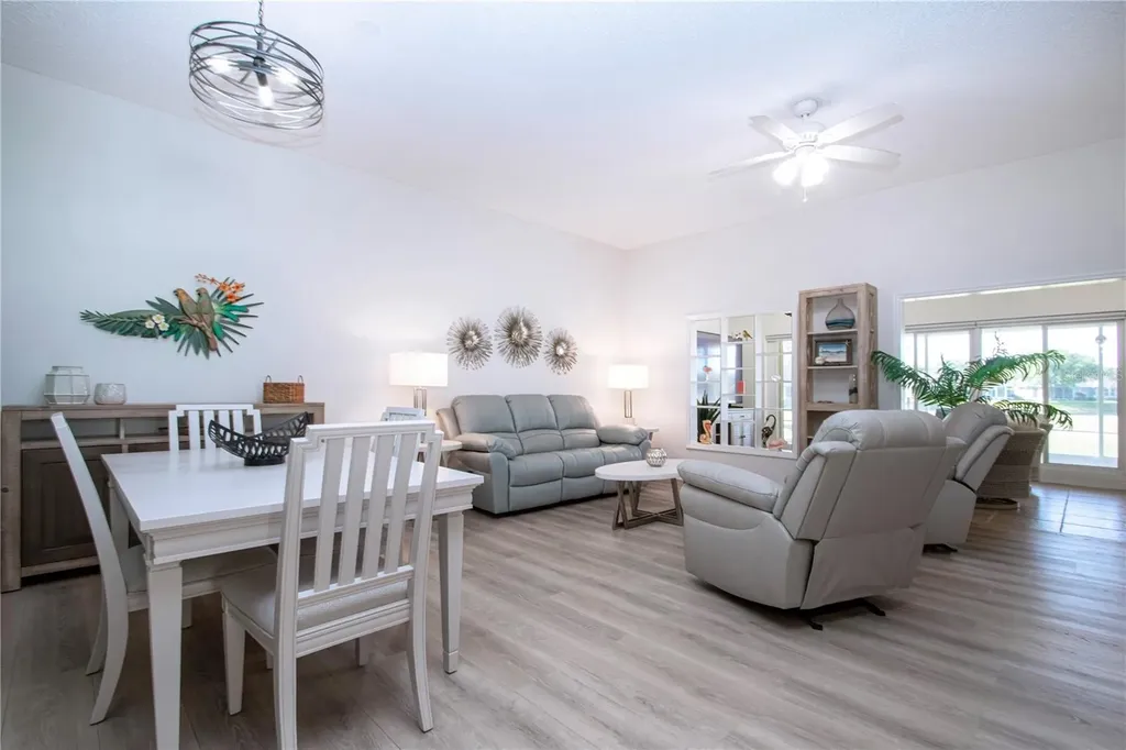 2313 Brookfield Greens Circle Sun City Center FL 33573