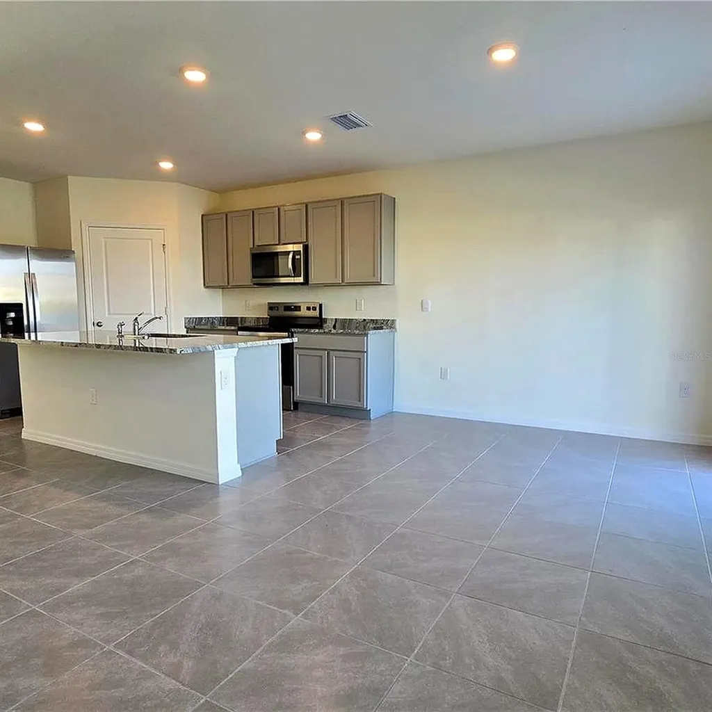 31375 Penny Surf Loop Wesley Chapel FL 33545