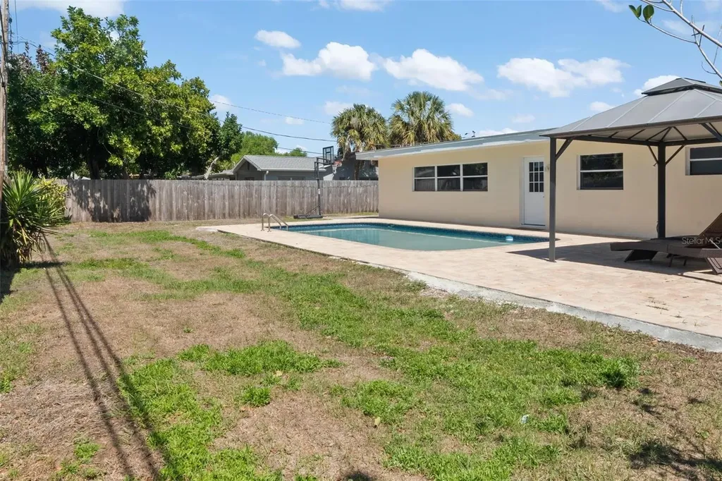 2798 67th Street N St Petersburg FL 33710