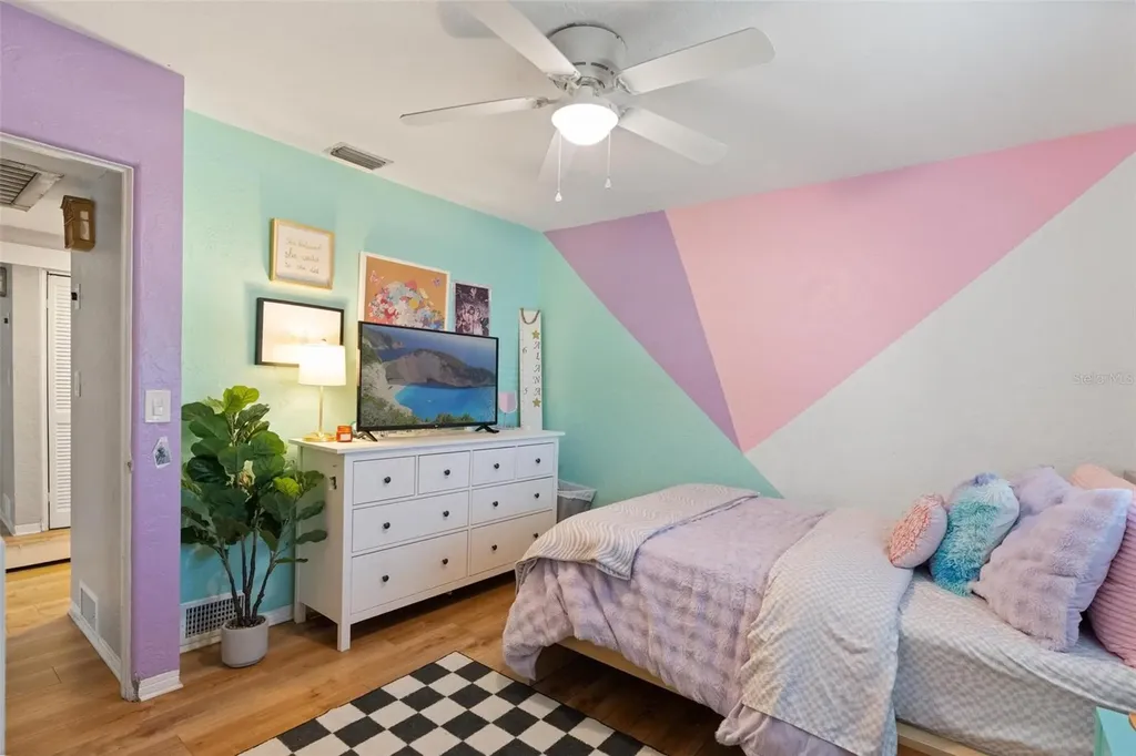 2798 67th Street N St Petersburg FL 33710