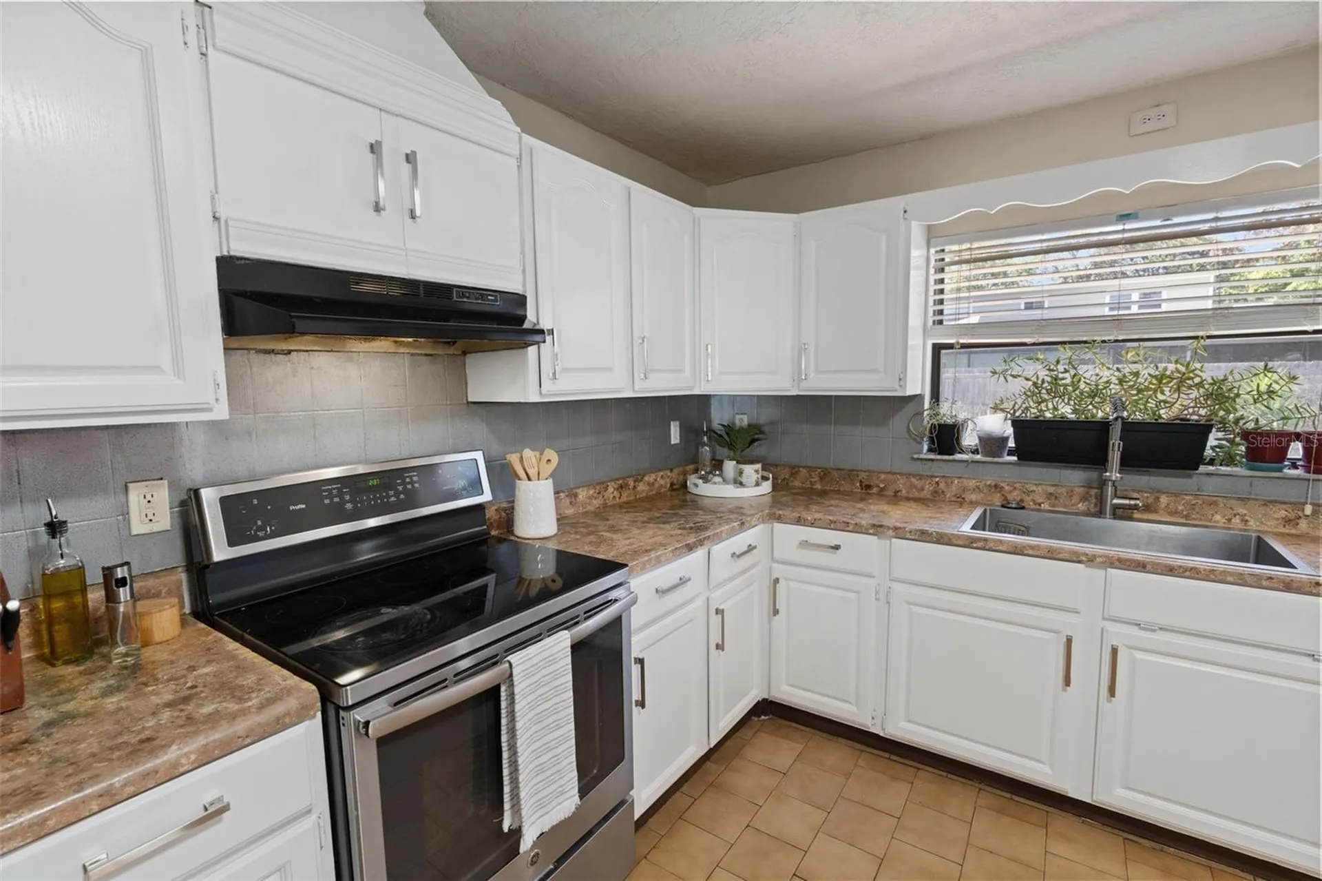 2798 67th Street N St Petersburg FL 33710