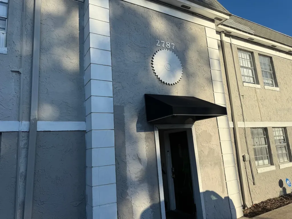 2787 L B Mcleod Road Orlando FL 32805