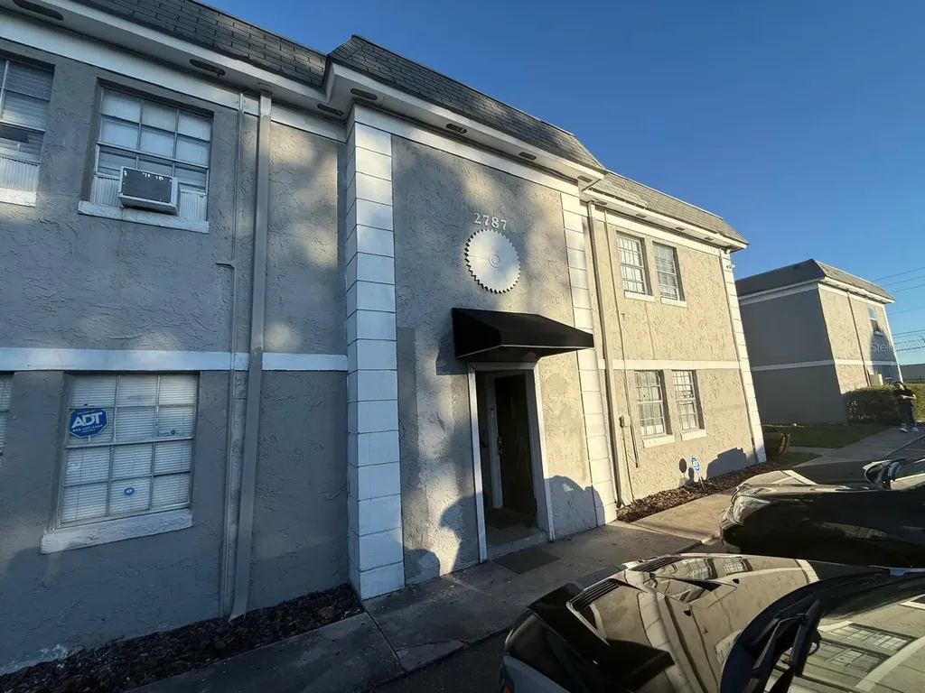 2787 L B Mcleod Road Orlando FL 32805