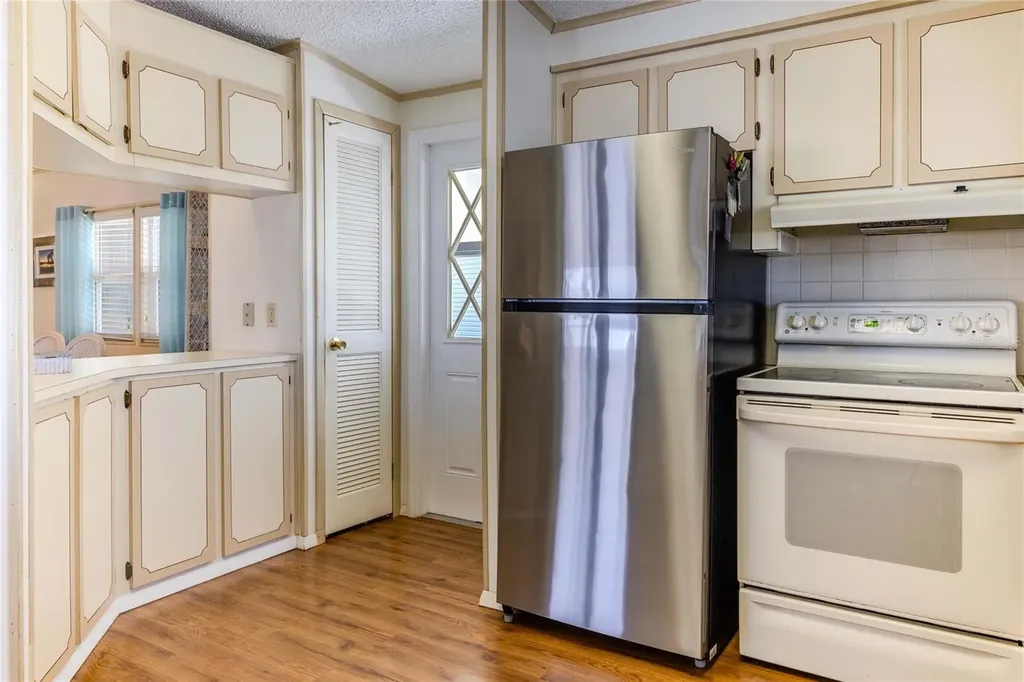 2100 Kings Highway Port Charlotte FL 33980
