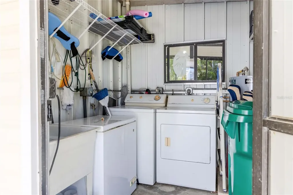 2100 Kings Highway Port Charlotte FL 33980