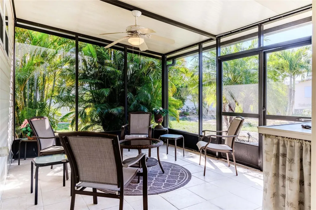 2100 Kings Highway Port Charlotte FL 33980