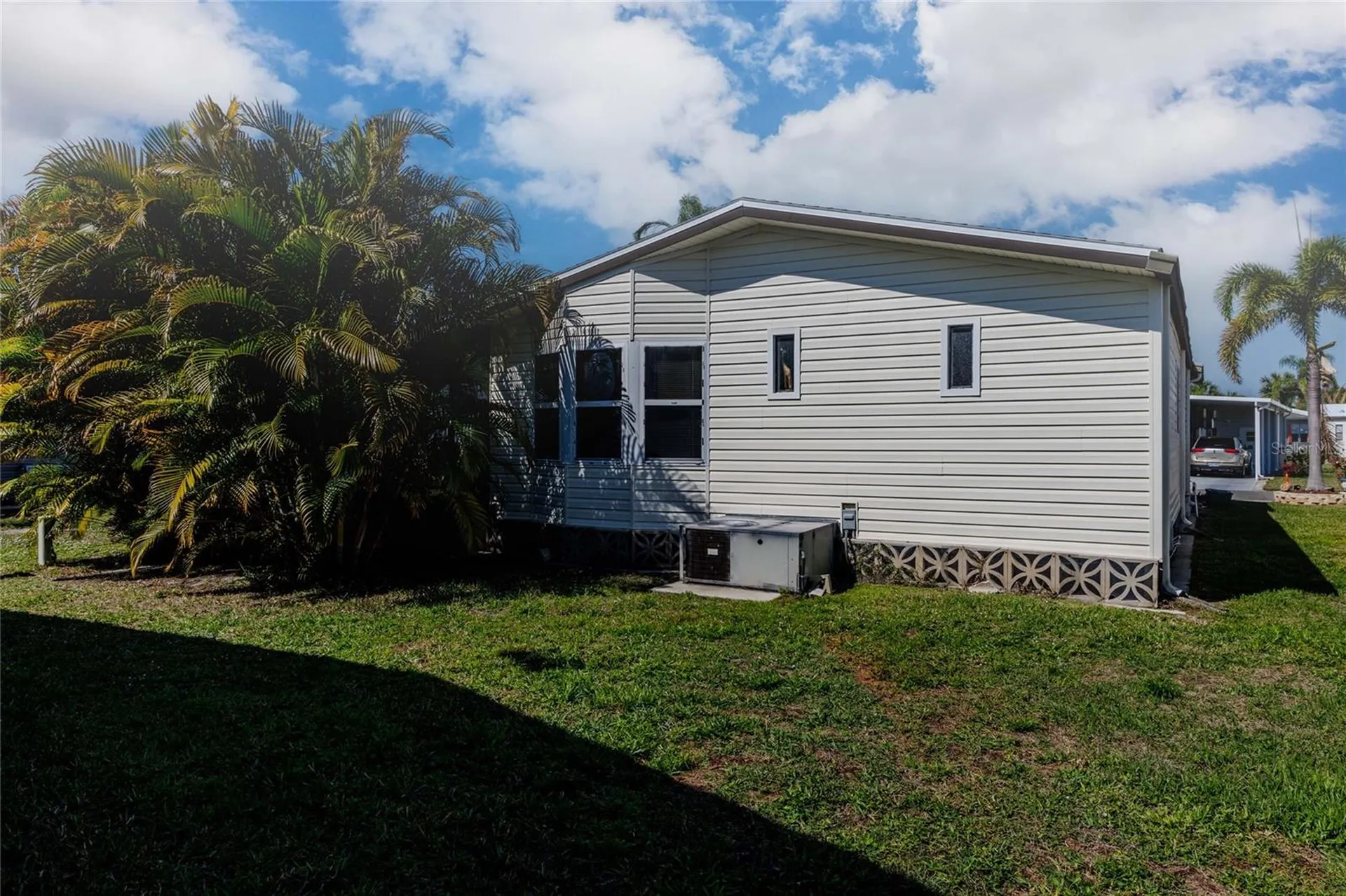 2100 Kings Highway Port Charlotte FL 33980