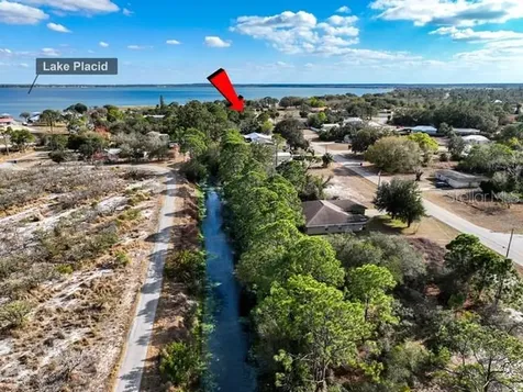 1632 Washington Boulevard NE Lake Placid FL 33852