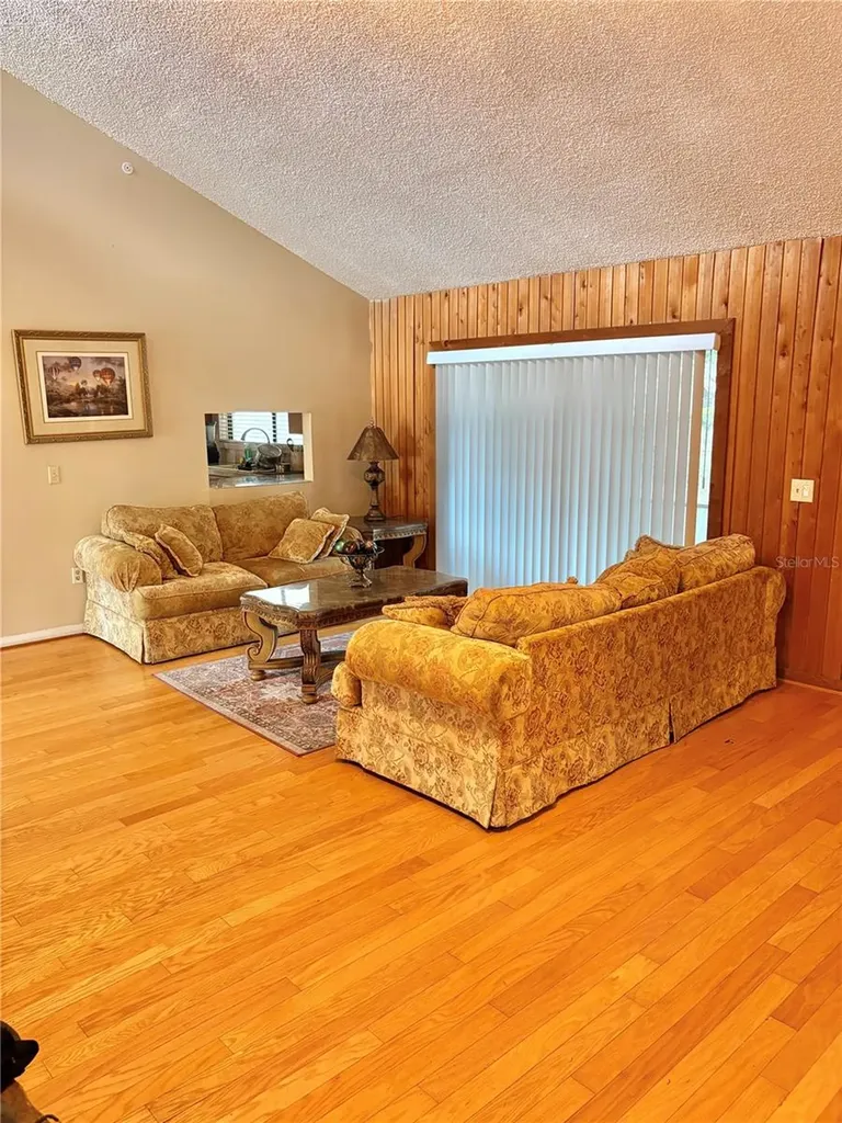 4504 Crimson Court Orlando FL 32808